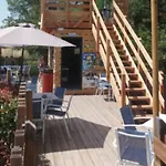 캠프장 Mobil Sur Pilotis - Terrasse - Api-1-52-1058 *