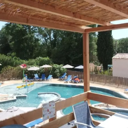 مكان تخييم Mobil Sur Pilotis - Terrasse - Api-1-52-1058 *